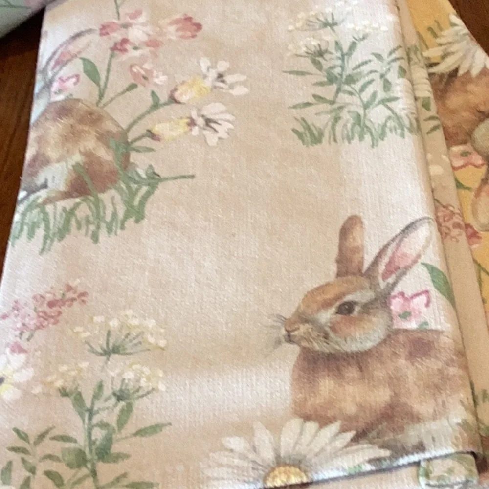 Tahari Home Bunny Print Kitchen Towels - set of 3 towels